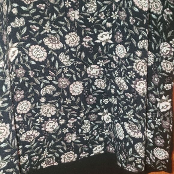Cute Maurices Flowy Floral Top Ruffle Sleeves Sz M - Picture 2 of 6